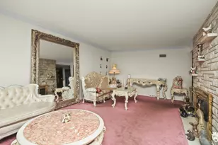 16255 Greenwood Ave, South Holland, IL 60473 - Photo 2