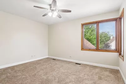1167 S Hiddenbrook Trail, Palatine, IL 60067 - Photo 36