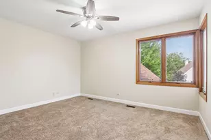 1167 S Hiddenbrook Trail, Palatine, IL 60067 - Photo 36