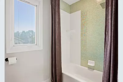 658 Monterey Drive, Crystal Lake, IL 60014 - Photo 28