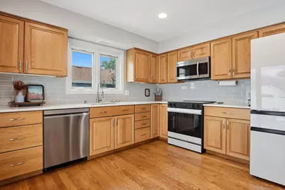 658 Monterey Drive, Crystal Lake, IL 60014 - Photo 14
