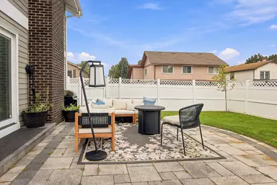 658 Monterey Drive, Crystal Lake, IL 60014 - Photo 34