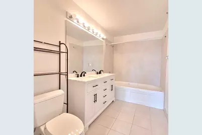235 W Van Buren Street #2715, Chicago, IL 60607 - Photo 14