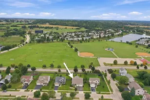 325 Tralee Ln, McHenry, IL 60050 - Photo 38