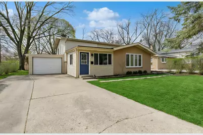 403 E Lake Avenue, Glenview, IL 60025 - Photo 2
