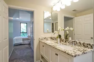 343 W Old Town Ct, Chicago, IL 60610 - Photo 10