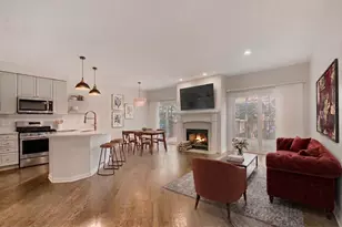 1357 W Fullerton Ave, Chicago, IL 60614 - Photo 2