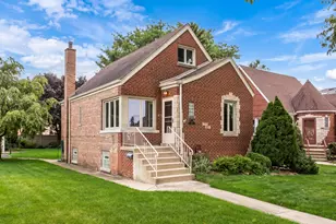 5627 S Neenah Ave, Chicago, IL 60638 - Photo 4