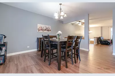 285 Regency Court Unit B Court, Wauconda, IL 60084 - Photo 4