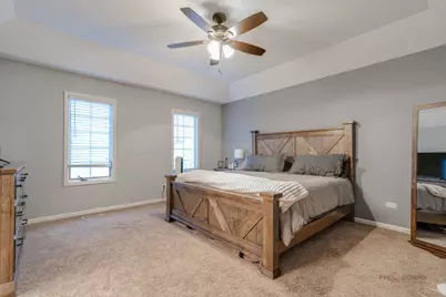 285 Regency Court Unit B Court, Wauconda, IL 60084 - Photo 6