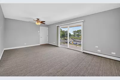 9220 S Kilbourn Avenue #3S, Oak Lawn, IL 60453 - Photo 4
