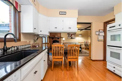 8120 Rosemere Court, Willow Springs, IL 60480 - Photo 12