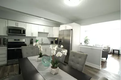 2246 S 17th Avenue #1E, North Riverside, IL 60546 - Photo 2