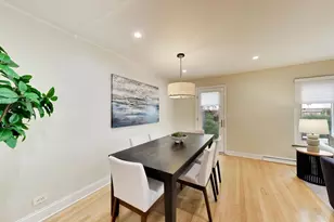 1009 Dempster St, Evanston, IL 60201 - Photo 8