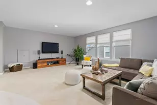 685 Insull Dr, Vernon Hills, IL 60061 - Photo 24