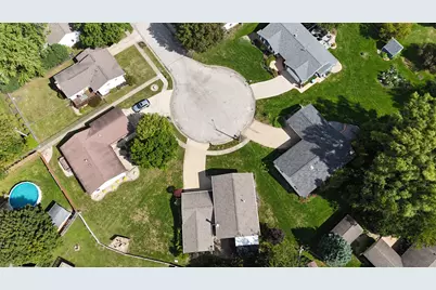 701 N Mohave Drive, Pontiac, IL 61764 - Photo 6