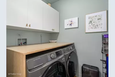3520 W Melrose Street, Chicago, IL 60618 - Photo 24