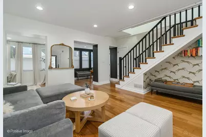 3520 W Melrose Street, Chicago, IL 60618 - Photo 8