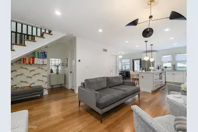 3520 W Melrose Street, Chicago, IL 60618 - Photo 14