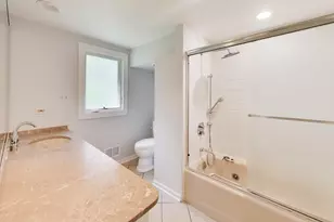 5801 N Lansing Ave, Chicago, IL 60646 - Photo 18