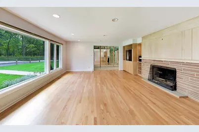 5801 N Lansing Avenue, Chicago, IL 60646 - Photo 6