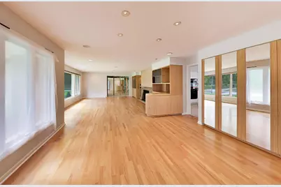 5801 N Lansing Avenue, Chicago, IL 60646 - Photo 8