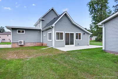 324 Maple Street, Marengo, IL 60152 - Photo 32