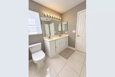 1907 Indian Hill Lane, Aurora, IL 60503 - Photo 2