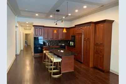 9 E Huron Street #1, Chicago, IL 60611 - Photo 2