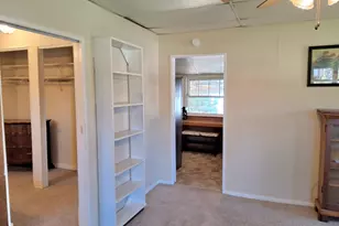 406 Cottage Row, Sycamore, IL 60178 - Photo 12
