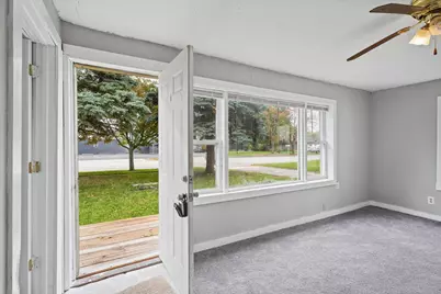 711 W Howard Street, Pontiac, IL 61764 - Photo 4