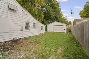 711 W Howard St, Pontiac, IL 61764 - Photo 28