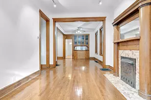 2439 N Seminary Ave, Chicago, IL 60614 - Photo 4