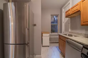 2730 N Pine Grove Ave, Chicago, IL 60614 - Photo 6