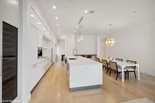 747 N Clark St, Chicago, IL 60654 - Photo 12