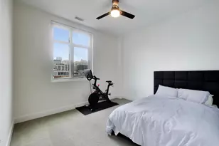 367 W Locust St, Chicago, IL 60610 - Photo 16