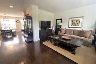 1234 Byrne Blvd, Vernon Hills, IL 60061 - Photo 2