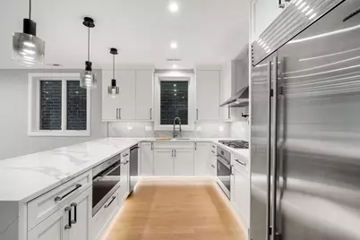 2209 W Belmont Avenue #2, Chicago, IL 60618 - Photo 12