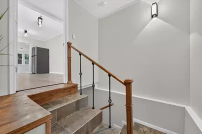 211 N Graylynn Drive, Mount Prospect, IL 60056 - Photo 18