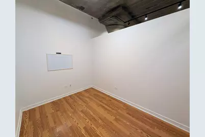 1033 W 14th Place #211, Chicago, IL 60608 - Photo 6