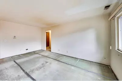 6876 W Touhy Avenue #3E, Niles, IL 60714 - Photo 4