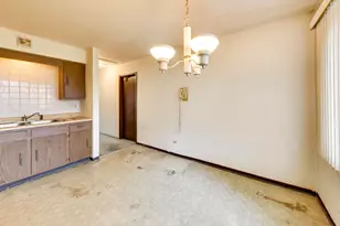 6876 West Touhy Avenue, Niles, IL 60714 - Photo 8