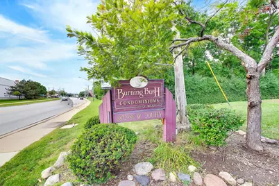 6876 W Touhy Avenue #3E, Niles, IL 60714 - Photo 16