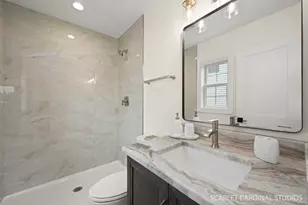 835 Avon Ct, Glen Ellyn, IL 60137 - Photo 16