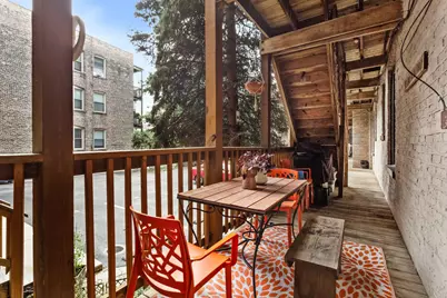 805 W Belle Plaine Avenue #103, Chicago, IL 60613 - Photo 18