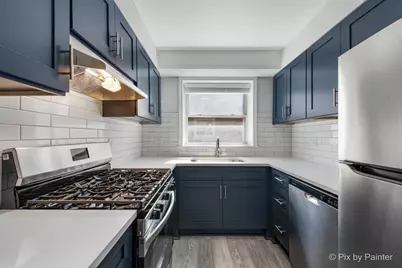 2715 W Berwyn Avenue #3, Chicago, IL 60625 - Photo 8