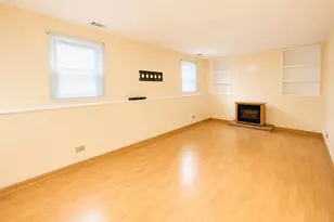 1329 Elm Dr, Schaumburg, IL 60194 - Photo 16