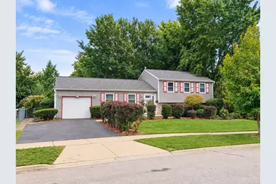 1329 Elm Drive, Schaumburg, IL 60194 - Photo 2