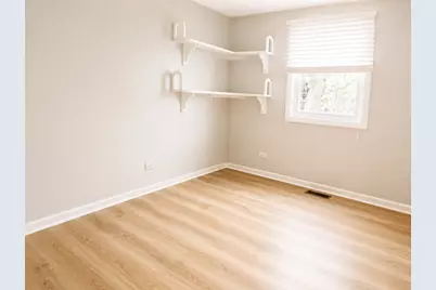 1329 Elm Drive, Schaumburg, IL 60194 - Photo 14