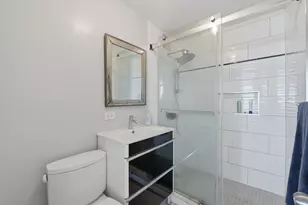 655 W Irving Park Rd, Chicago, IL 60613 - Photo 12